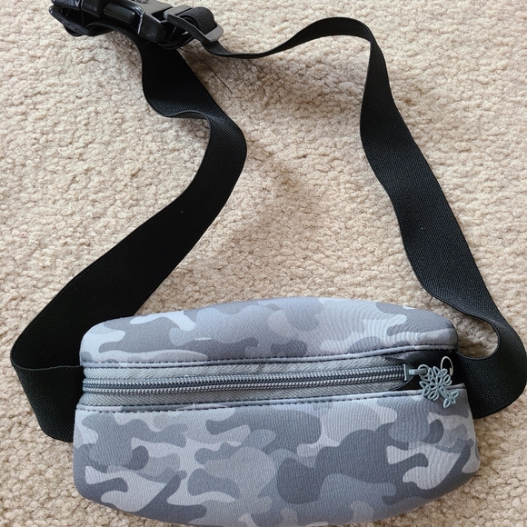 Belt bag - Picture 1 of 2